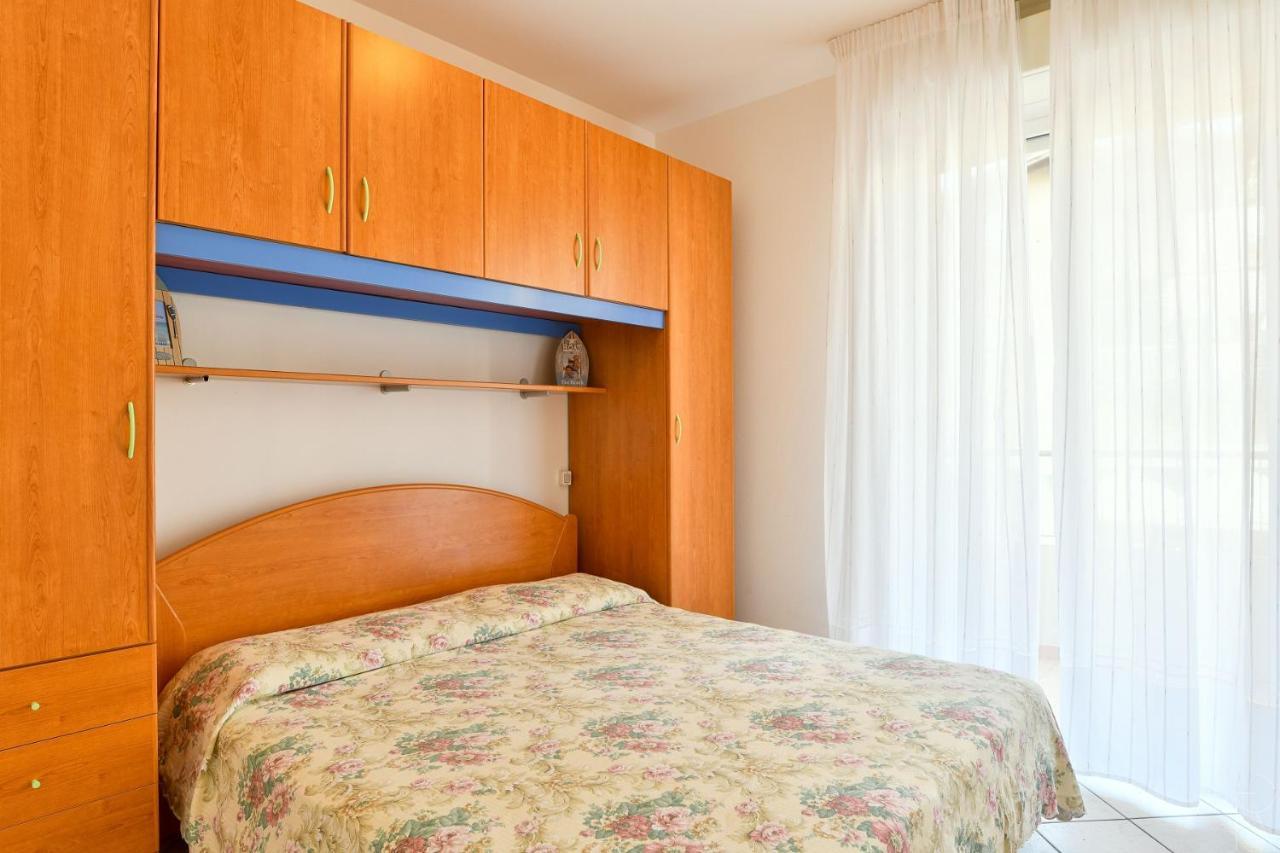 Casa Lina Apartment Caorle Bagian luar foto